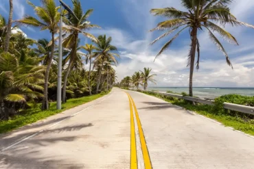 disfruta de unas agradables vacaciones en una de las hermosas playas de san andrés